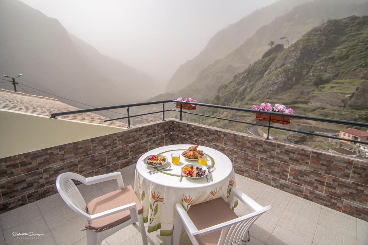 Green Valley House Madeira Ribeira Brava Exterior photo